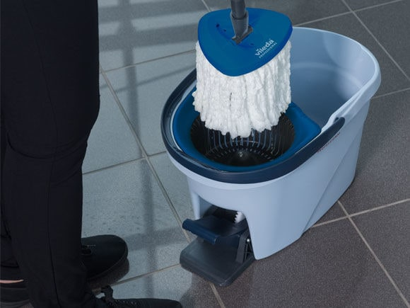 cubo_fregona_kit_ultraspin_vileda_escurre